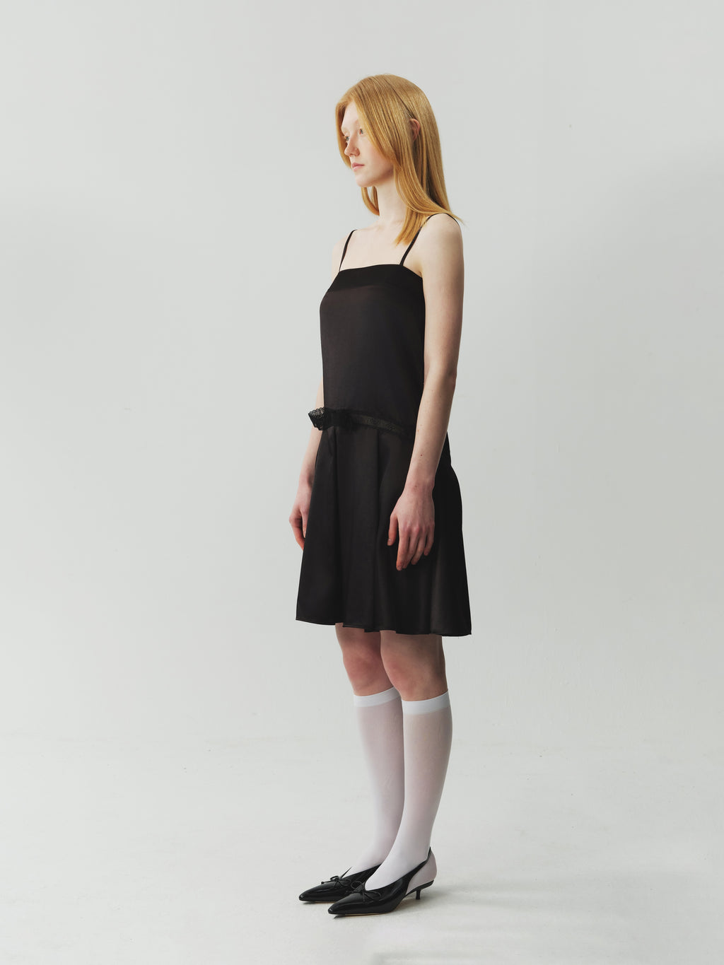 Acetate Combined Lace Dress with Cut-Out Detail