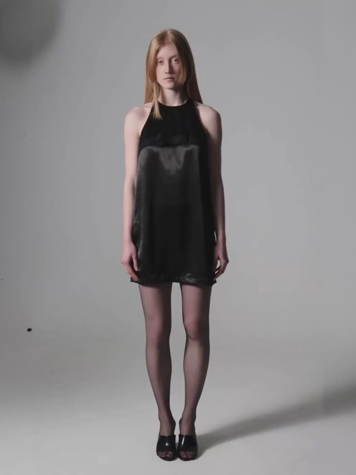 Acetate Combined Lace Sleeveless Dress with Cut-Out Detai
